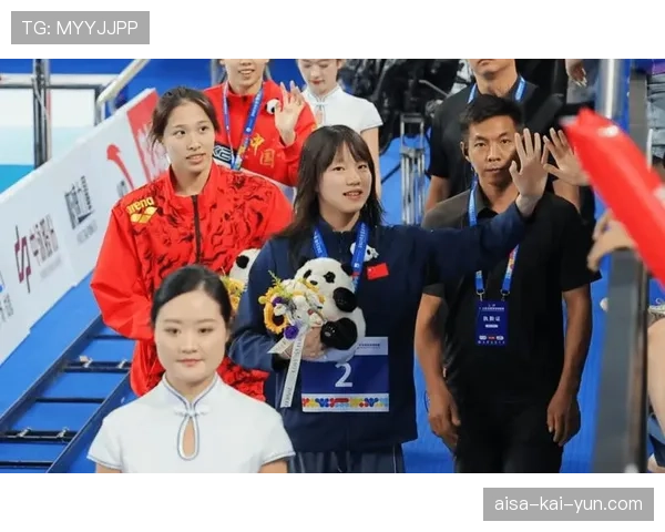 世界游泳赛女将表现带动项目关注，世界游泳女冠军中国